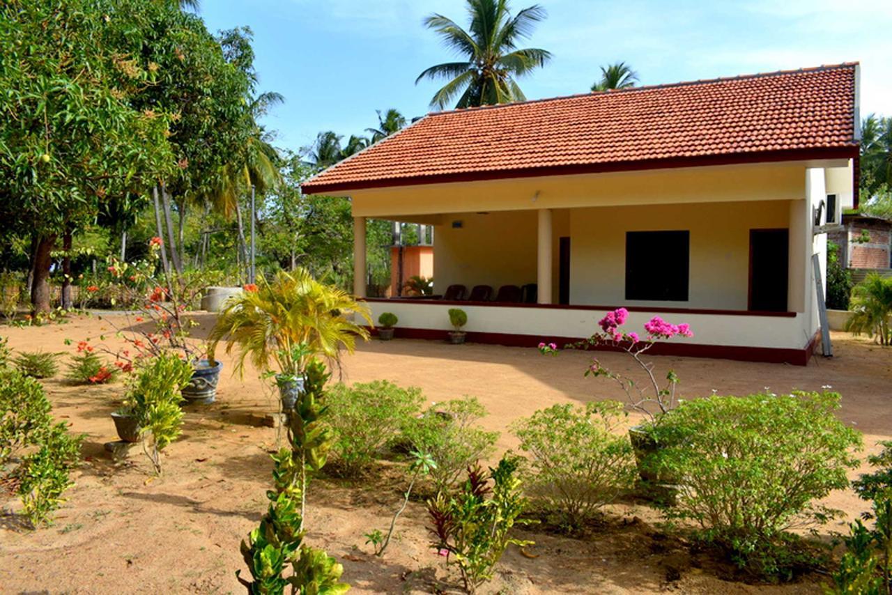Yaswi Guest House Passikudah 外观 照片