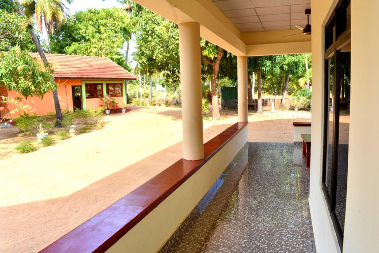 Yaswi Guest House Passikudah 外观 照片