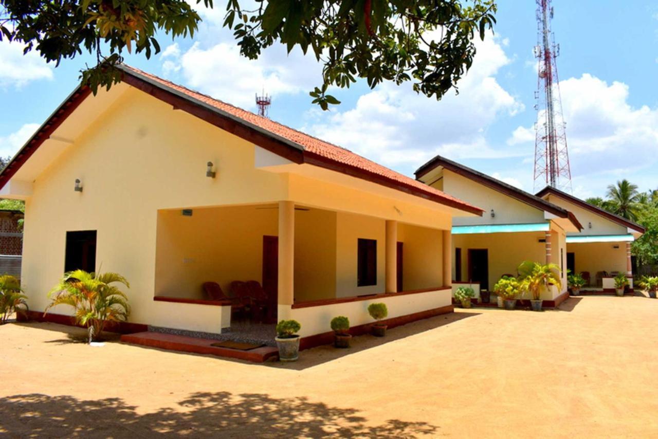Yaswi Guest House Passikudah 外观 照片