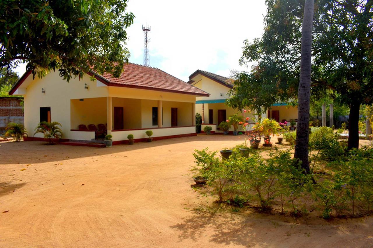 Yaswi Guest House Passikudah 外观 照片
