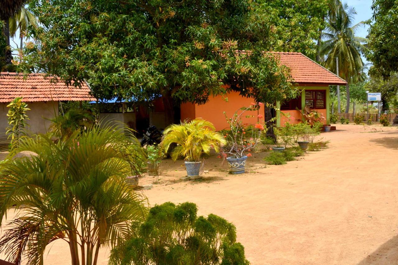 Yaswi Guest House Passikudah 外观 照片