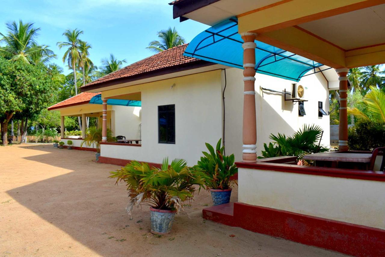 Yaswi Guest House Passikudah 外观 照片