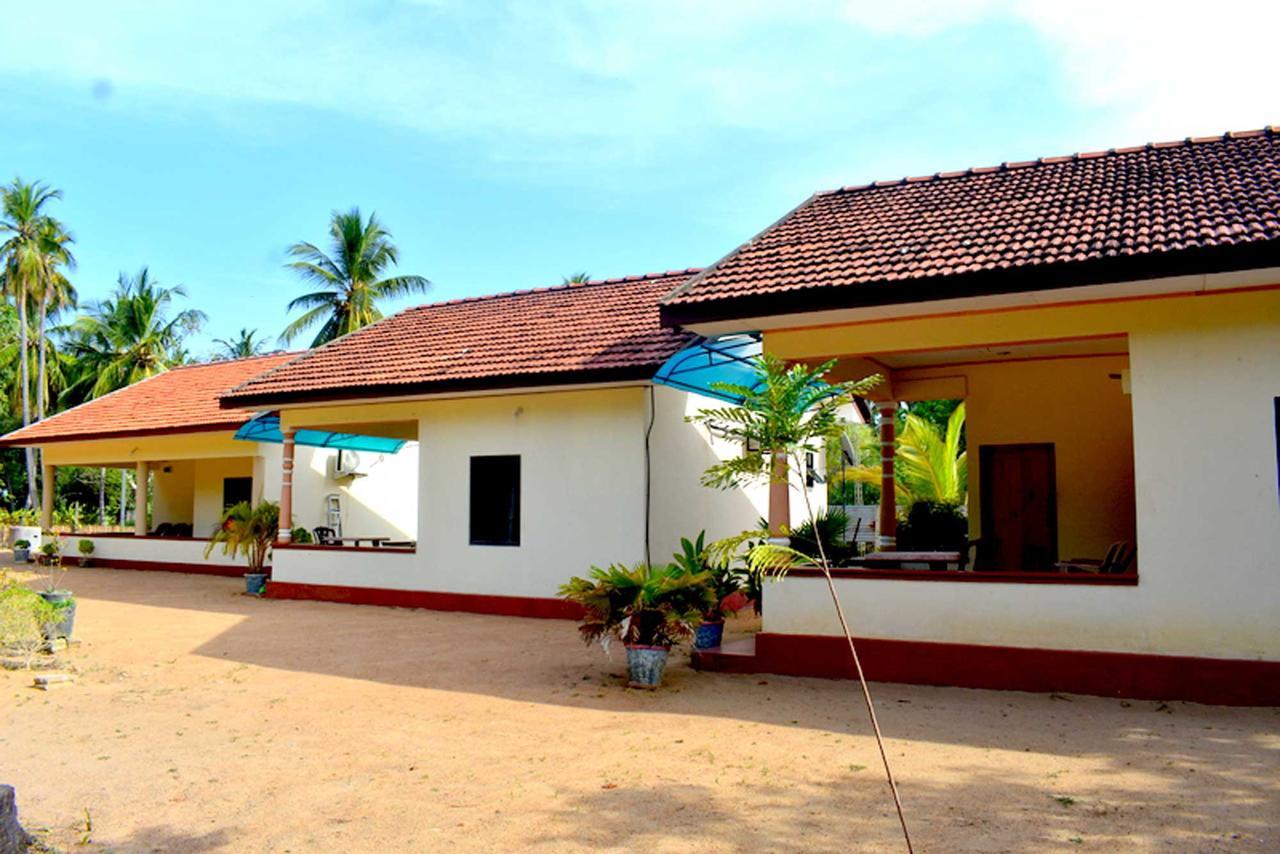Yaswi Guest House Passikudah 外观 照片